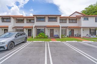 5725 SW 132nd Ct 21-5, Miami, FL 33183