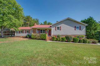 1283 Harris Henrietta Road, Forest City, NC 28043