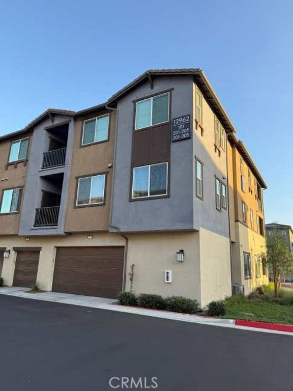 12962 Lassen Drive 202, Eastvale, CA 92880
