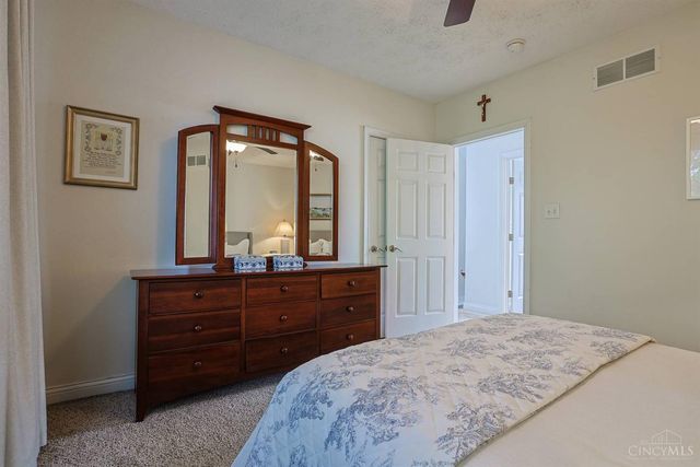 4309 Greenlee Avenue, St Bernard, OH 45217
