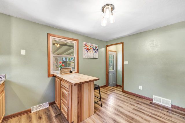 650 MEMORY AVENUE, Green Bay, WI 54301