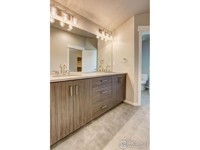 824 Cherokee Dr, Fort Collins, CO 80525