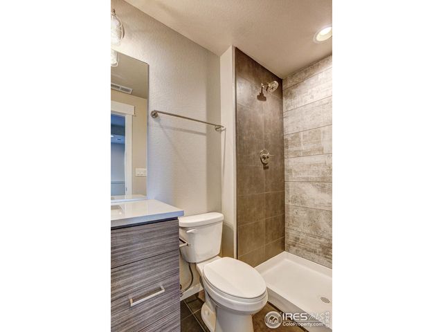 824 Cherokee Dr, Fort Collins, CO 80525