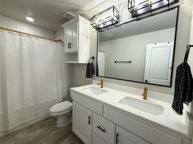 15104 Jasper Court, Edmond, OK 73013