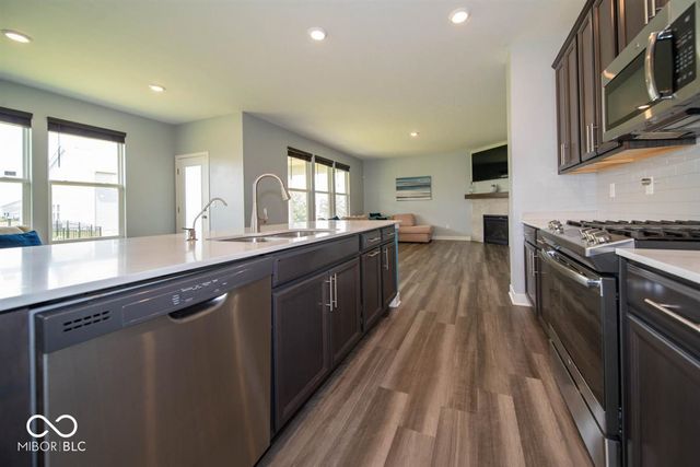 10490 Sanford Court, Fishers, IN 46040