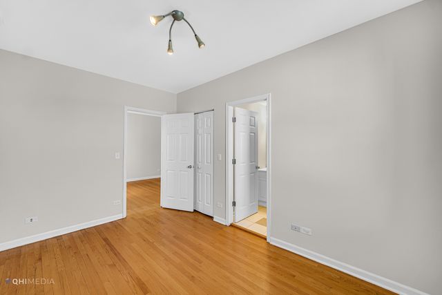 2316 W ROSEMONT Avenue 3, Chicago, IL 60659