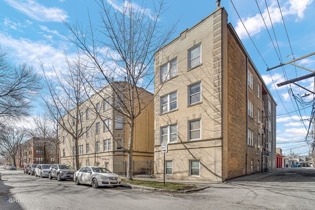 2316 W ROSEMONT Avenue 3, Chicago, IL 60659