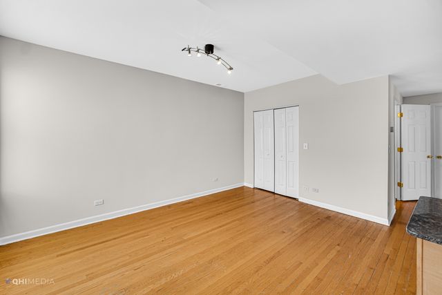 2316 W ROSEMONT Avenue 3, Chicago, IL 60659