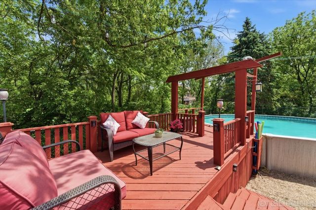 1N255 Prairie Avenue, Glen Ellyn, IL 60137