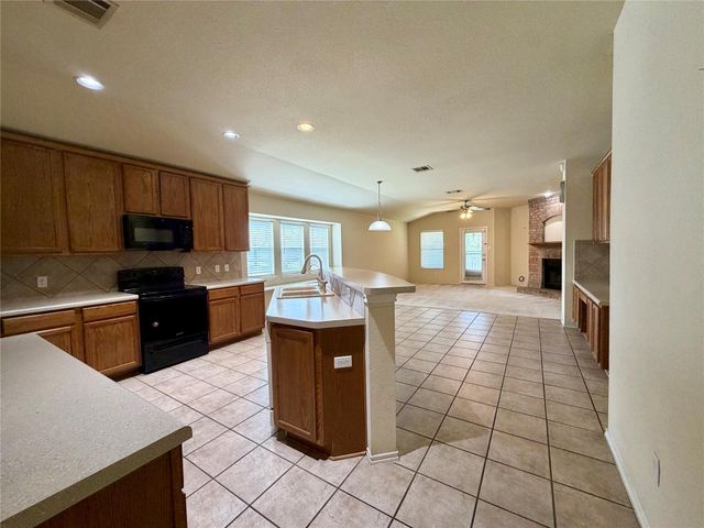 601 Timothy John DR, Pflugerville, TX 78660