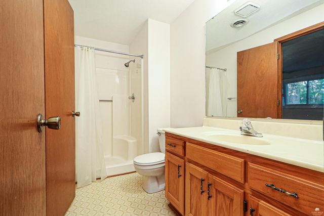 3605 Monarch Circle, Manhattan, KS 66503