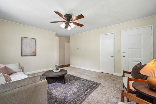 1633 Aldoro DRIVE, Waukesha, WI 53188