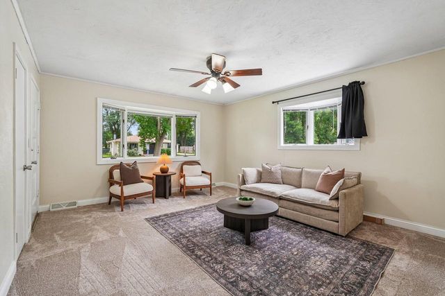 1633 Aldoro DRIVE, Waukesha, WI 53188