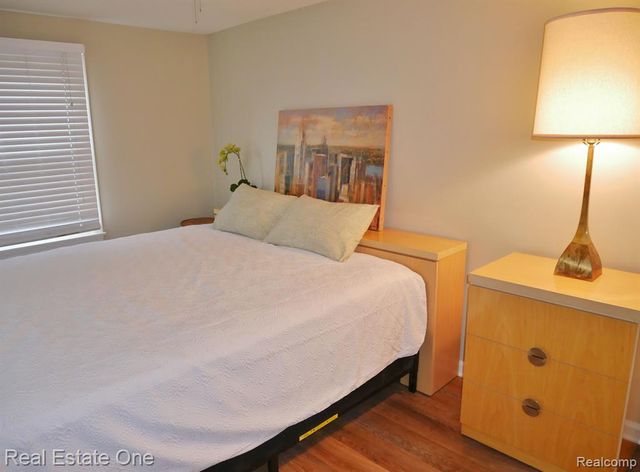 2298 Browning Street, Ferndale, MI 48220