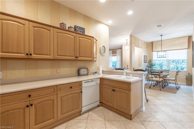 4501 Cardinal Cove LN, Naples, FL 34114