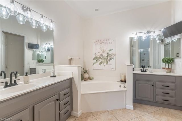 4501 Cardinal Cove LN, Naples, FL 34114