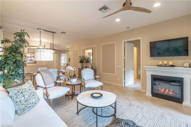 4501 Cardinal Cove LN, Naples, FL 34114