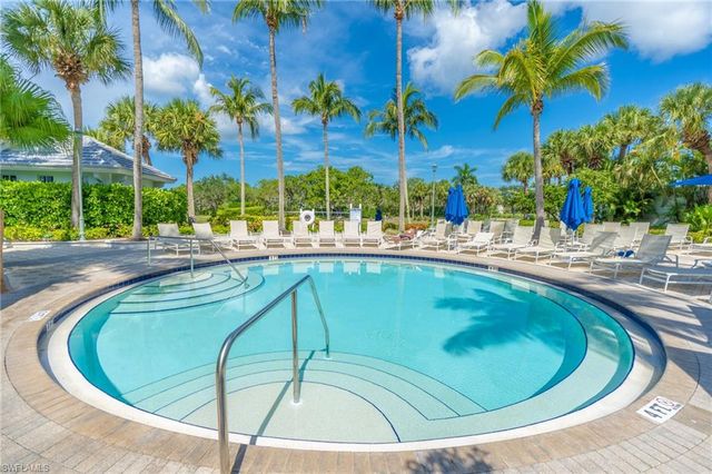 4501 Cardinal Cove LN, Naples, FL 34114