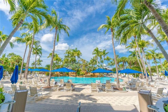 4501 Cardinal Cove LN, Naples, FL 34114