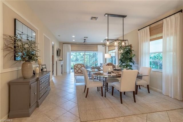4501 Cardinal Cove LN, Naples, FL 34114