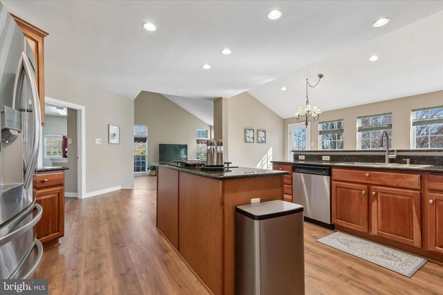 135 EQUESTRIAN CT, Perkasie, PA 18944