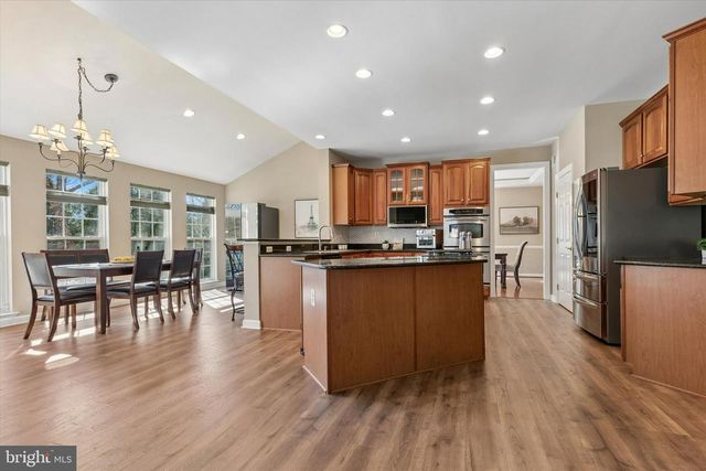 135 EQUESTRIAN CT, Perkasie, PA 18944