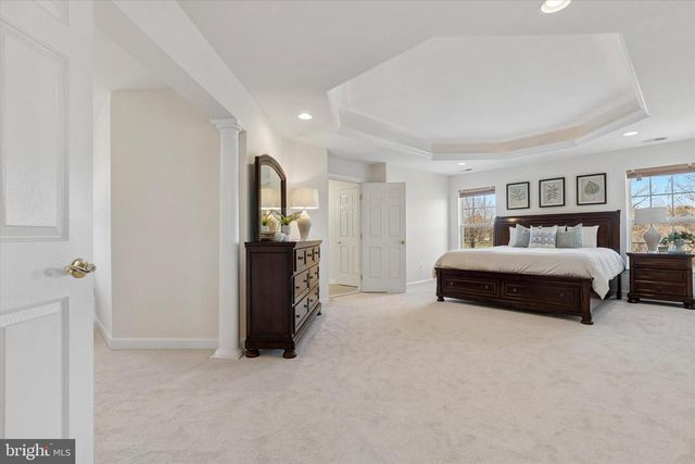 135 EQUESTRIAN CT, Perkasie, PA 18944