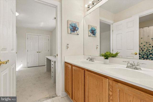 135 EQUESTRIAN CT, Perkasie, PA 18944