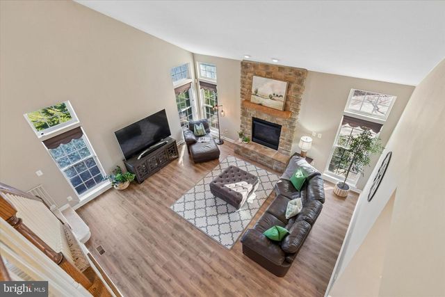 135 EQUESTRIAN CT, Perkasie, PA 18944