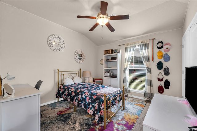 1140 S Oxbow Way, Fayetteville, AR 72704