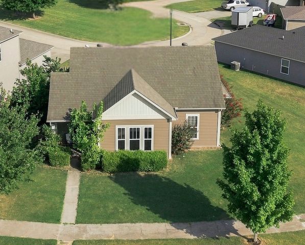 1140 S Oxbow Way, Fayetteville, AR 72704