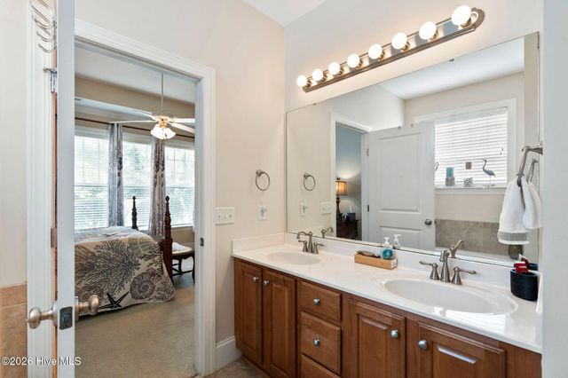 7139 Bonaventure Street SW, Ocean Isle Beach, NC 28469