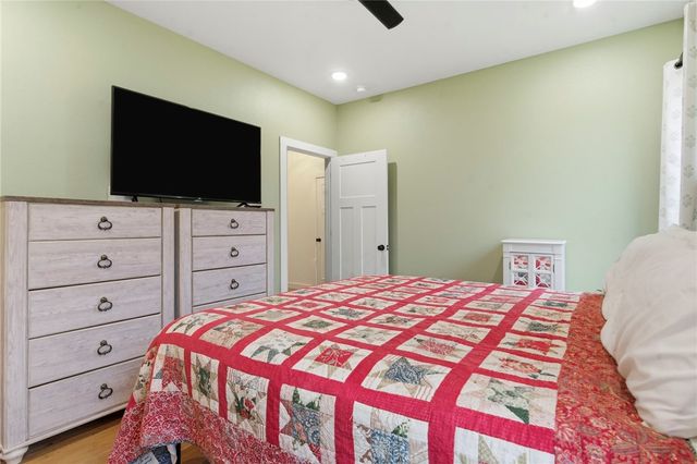 13614 Greasy Valley Road, Prairie Grove, AR 72753