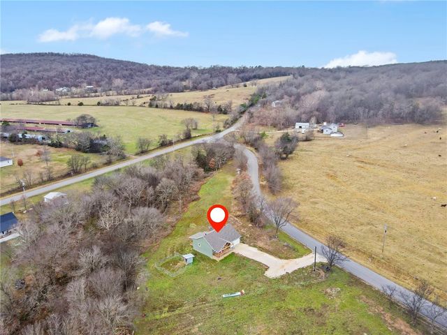 13614 Greasy Valley Road, Prairie Grove, AR 72753