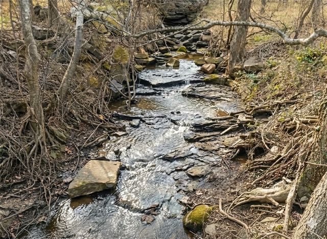 13614 Greasy Valley Road, Prairie Grove, AR 72753