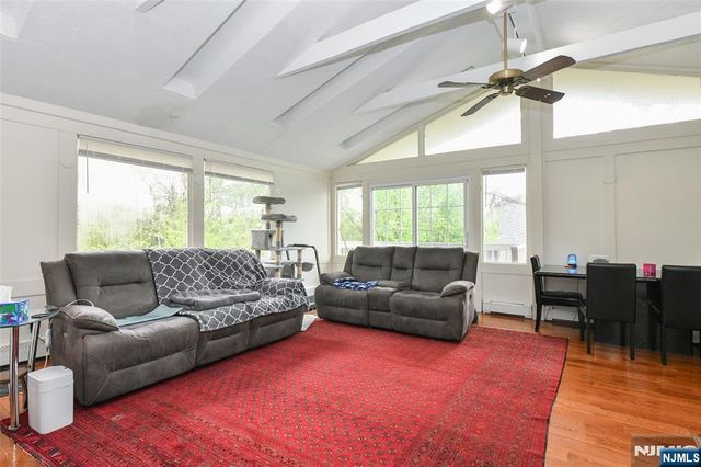 223 Canterbury Avenue, North Arlington, NJ 07031