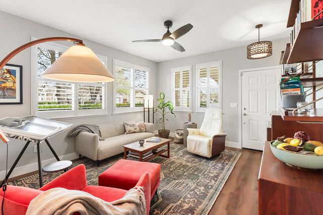 220 N Mill Valley Cir, Sacramento, CA 95835