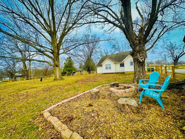 1610 Cairo Rd, Gallatin, TN 37066