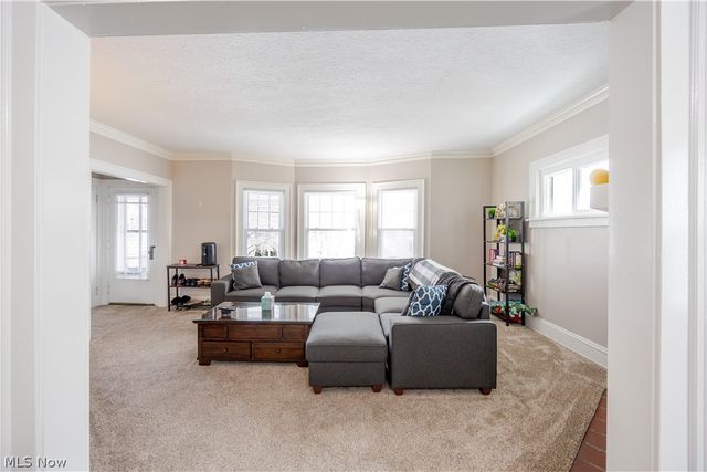 1368 Marlowe Avenue, Lakewood, OH 44107