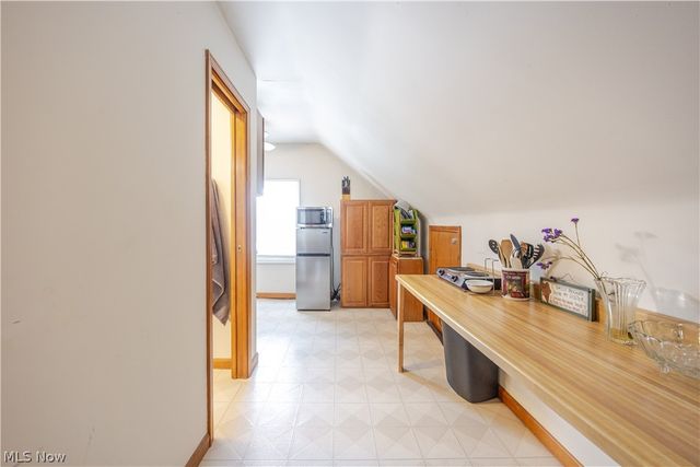 1368 Marlowe Avenue, Lakewood, OH 44107