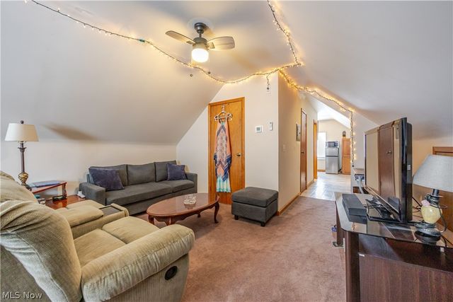 1368 Marlowe Avenue, Lakewood, OH 44107