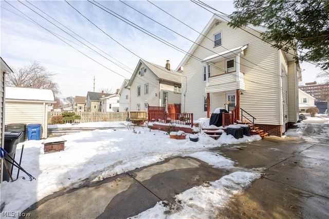 1368 Marlowe Avenue, Lakewood, OH 44107