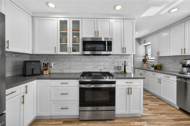 5722 Waring Road, San Diego, CA 92120