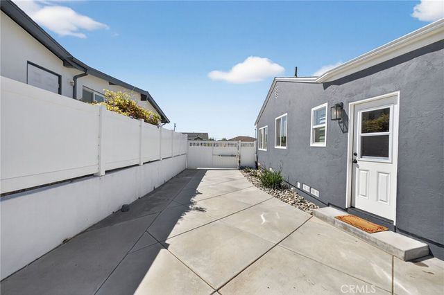 5722 Waring Road, San Diego, CA 92120