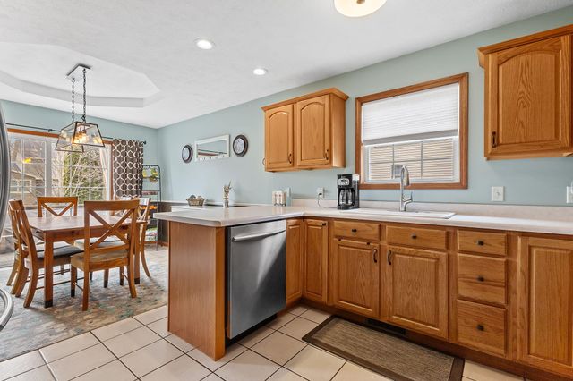 308 E Ross Avenue, Kouts, IN 46347