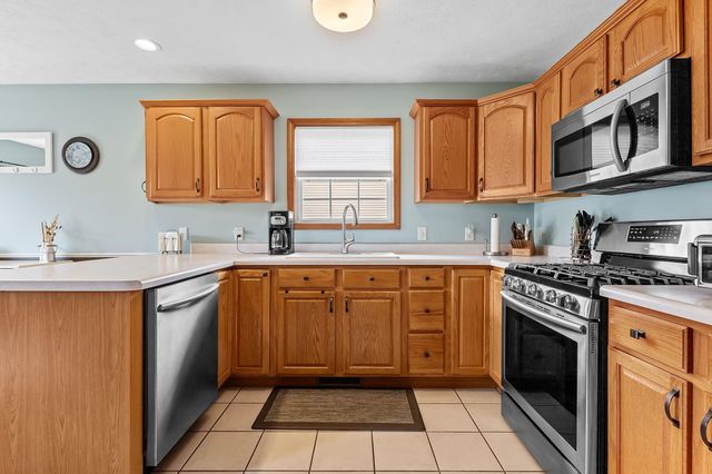 308 E Ross Avenue, Kouts, IN 46347