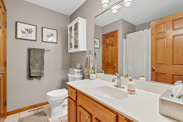 308 E Ross Avenue, Kouts, IN 46347