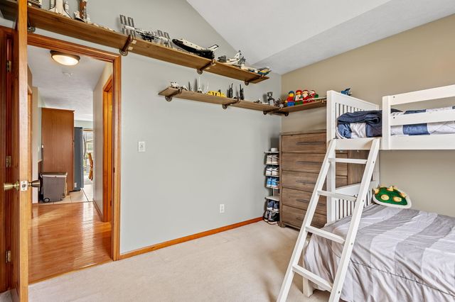 308 E Ross Avenue, Kouts, IN 46347