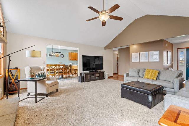 308 E Ross Avenue, Kouts, IN 46347