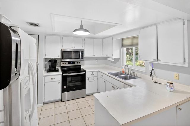 1915 NW 42ND PLACE, Gainesville, FL 32605